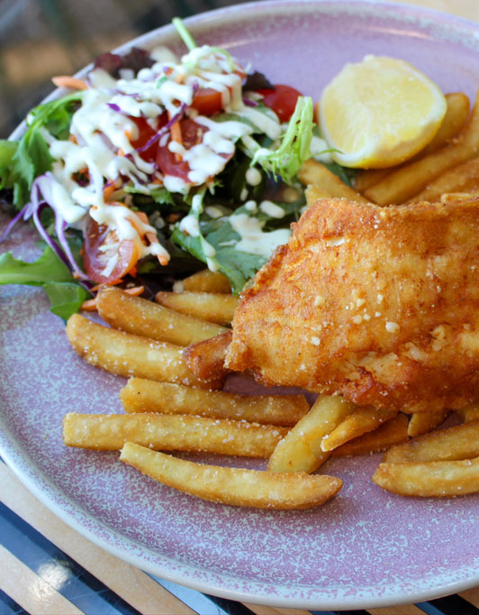 Open 7 Days Lunch And Dinner Coolum Surf Club